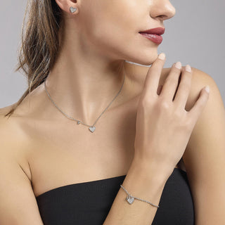 Codice: 553286

GirocolloONE LOVE