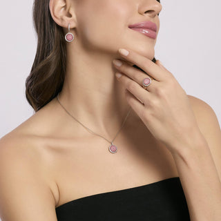 Codice: 553533

Girocollo con ciondolo in rodocrositeDIVA