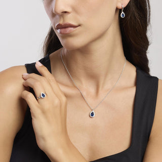 Codice: 553665

Girocollo in argento con zaffiro sintetico e zirconiCOOL OR RÉTRO?