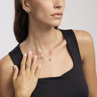 Codice: 563715

Orecchini in argento con smeraldo sinteticoCOOL OR RÉTRO?