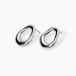 861089

Orecchini a lobo in acciaio
Style 25