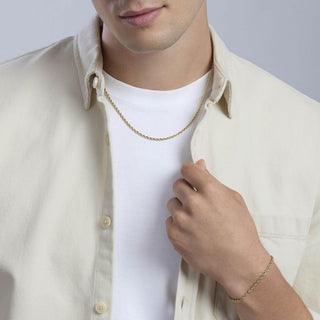851088

Collana dorata con catena corda
Style 07