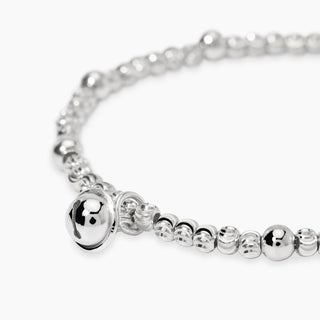 Codice: 534096

Bracciale con sfere e campanellaLITTLE MIX